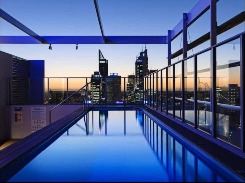 In The City Perth 1B1B Pool And Nice View Exterior foto