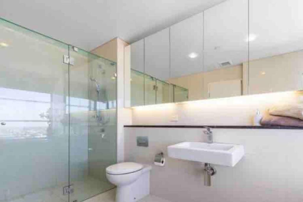 In The City Perth 1B1B Pool And Nice View Exterior foto